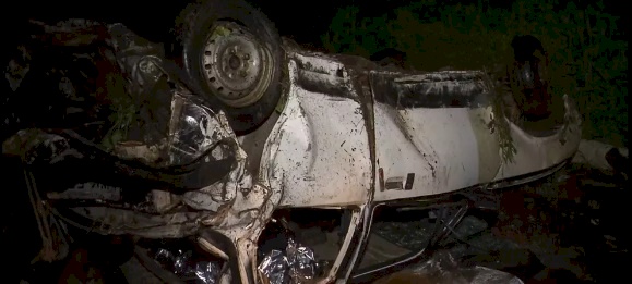 Mulher morre e outras três pessoas ficam feridas em acidente na BR-230, em Campina Grande