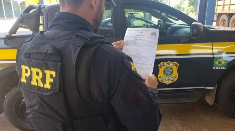 Prisão realizada pela PRF em ação cojunta com a Polícia Civil, na Paraíba 