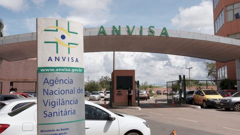 Anvisa autoriza novo ensaio clínico de vacina contra covid-19