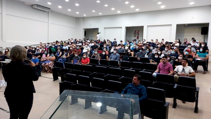 s cuidados especiais devem ser tomados durante todo o processo de manipulação de alimentos