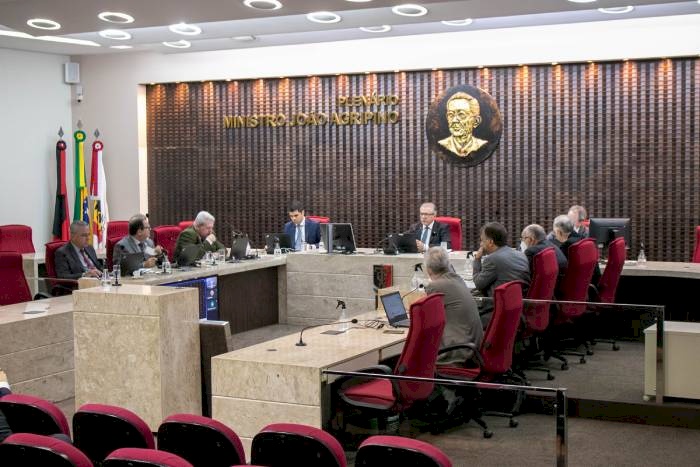 Sessão do Tribunal de Contas