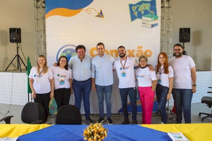 83 alunos da Rede Estadual de Ensino com destino a diversos países da Europa