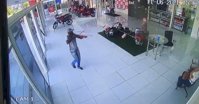 Policial a paisana frustra assalto em Concessionária, na cidade de Sousa