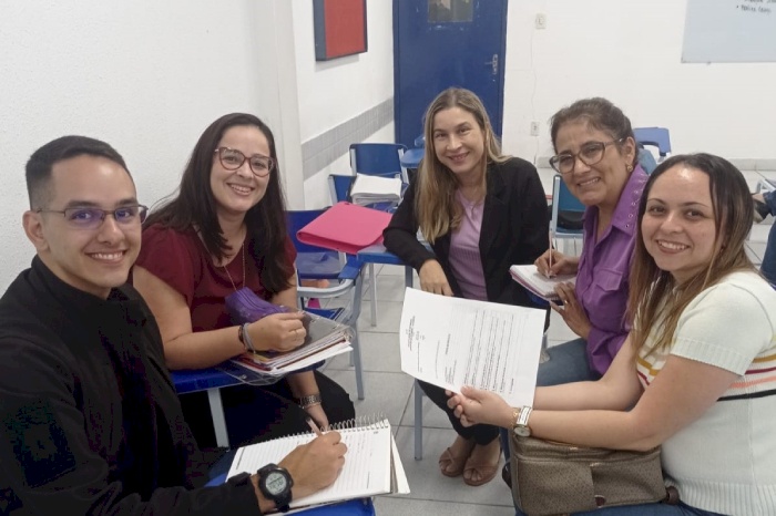 Oferta de cursos profissionais para detentos em João Pessoa