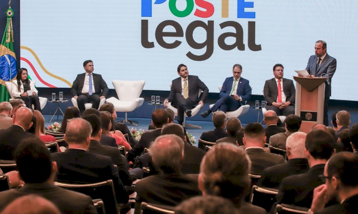 Governo cria normas para compartilhamento de postes de energia