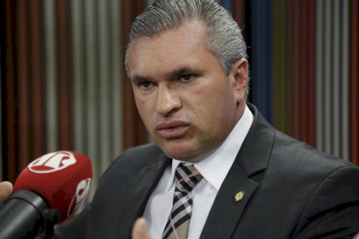 Deputado federal Julian Lemos (União Brasil)