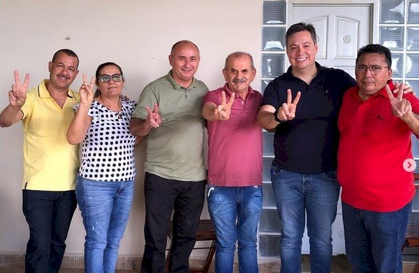 Em Uiraúna, Bosco Fernandes reafirma apoio ao Deputado Estadual, Júnior Araújo 