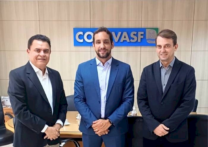 Aquisição de máquinas e equipamentos para municípios da Paraíba