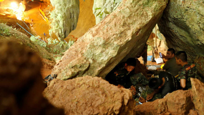 Caverna