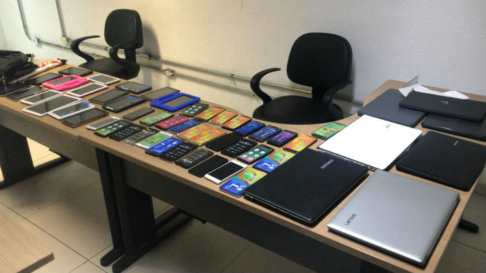 Apreensão de Celulares