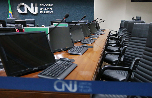 CNJ 2 