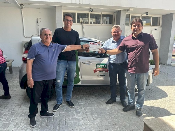 Entrega do carro da Campanha IPTU Premiado 2022, em Sousa