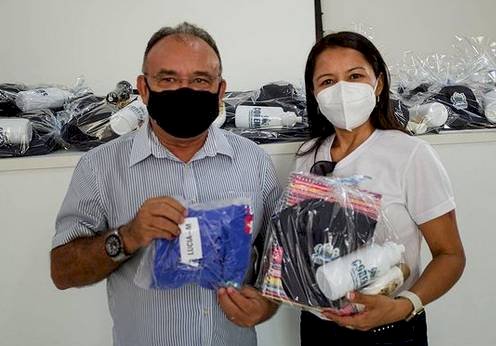 Município de Coremas realiza a entrega de Kits para ACS e ACE