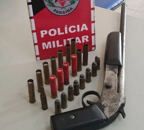 Apreensão de arma de fogo pela Polícia Militar