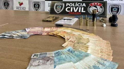 Casal é preso pela Polícia Civil com munições e drogas na Paraíba 