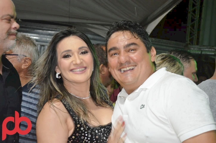 Prefeito Lucas Braga, e 1a Dama, Leia Braga