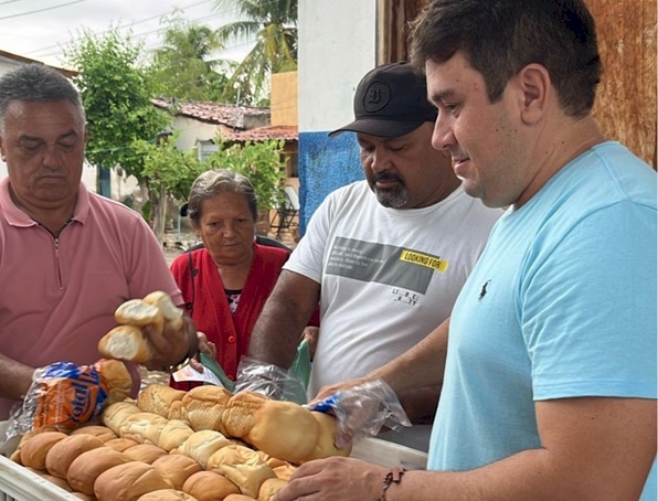 Ações sociais dos Programa Pão na Mesa e Café Solidário no Frei Damião