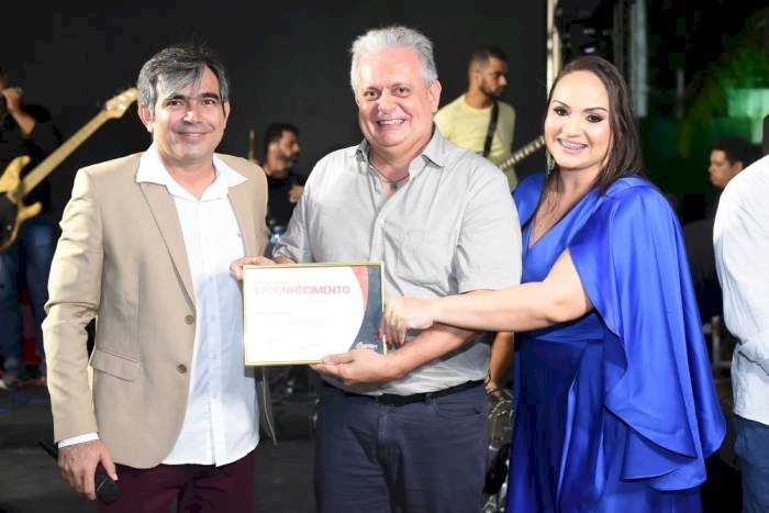 Diploma de reconhecimento pela defesa dos servidores e da segurança pública