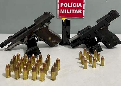 Pistolas e munições apreendidas pela Polícia Militar