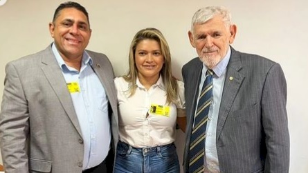 Prefeito de Aparecida João Neto, primeira-dama Valéria Rita e o Deputado Federal Luiz Couto 