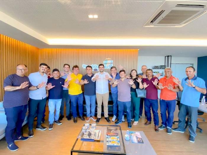 Agenda intensa na sede do partido Republicanos na Paraíba