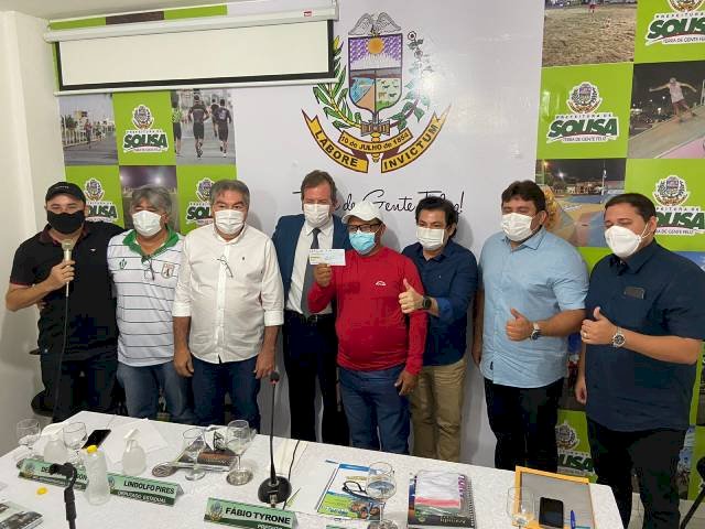 Em entrevista coletiva, prefeito Tyrone anuncia as ações e inaugurações para os próximos 30 dias