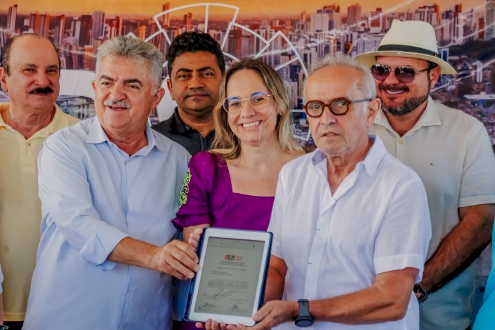 Prefeito, Cícero Lucena