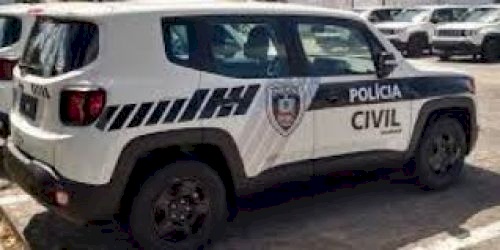 Viatura da Polícia Civil