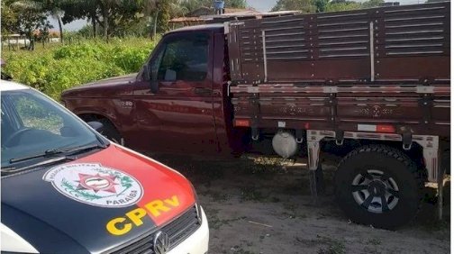 Polícia recupera veículo com restrição de roubo/furto durante rondas ostensivas