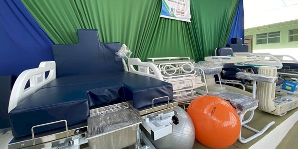 Saúde entrega equipamentos da rede materno-infantil nos hospitais de Picuí e Queimadas