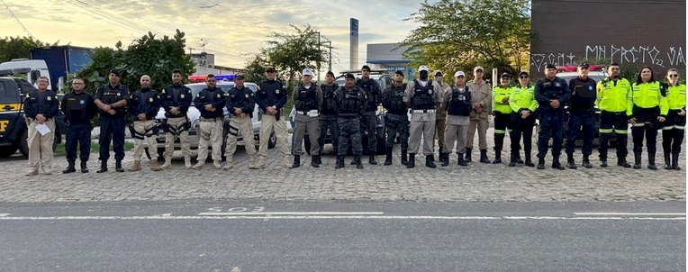 PRF, órgãos de trânsito e segurança pública durante os festejos de São João de Patos