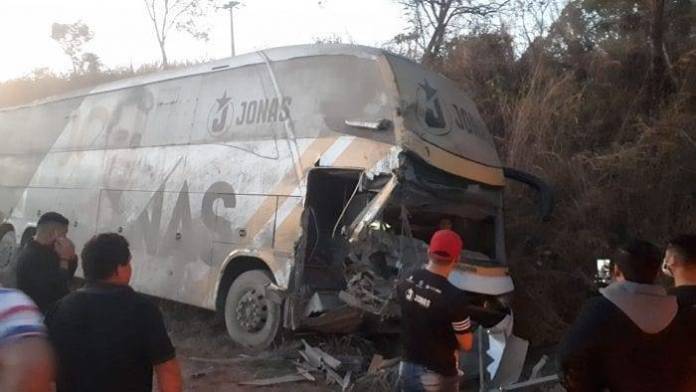 Acidente com ônibus de Jonas Esticado