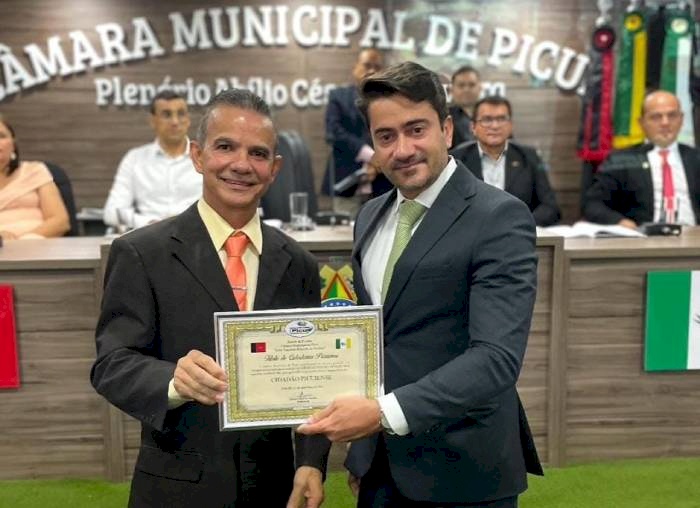 Tabelião Carlos Ulysses Neto