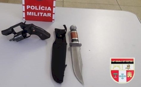 Arma de fogo é apreendida pela polícia militar durante abordagem; veja 