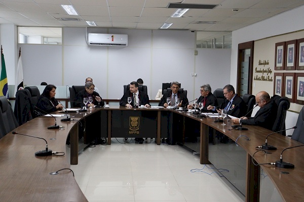 Conselho Superior homologa sete remoções de promotores de Justiça