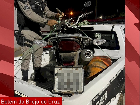 Prisão em flagrante suspeito de homicídio e roubo de moto 