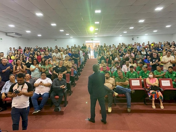 Ministério Público participa de audiência para implementação da coleta seletiva, em Sumé  