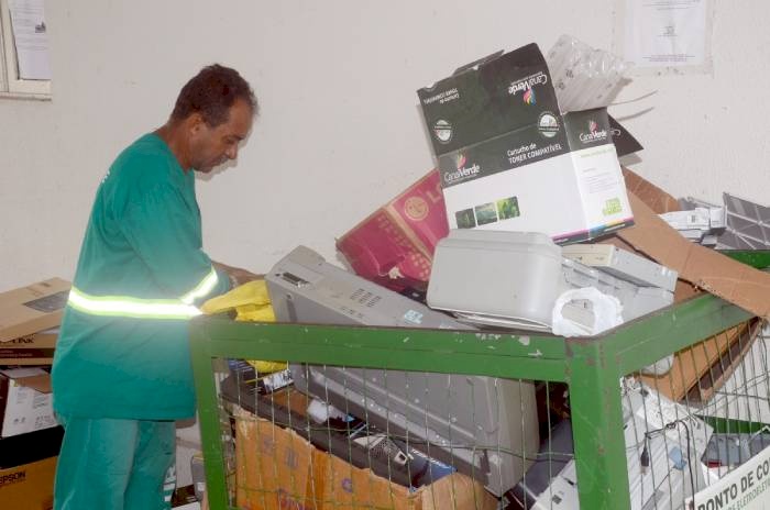 Perigos do descarte incorreto de eletroeletrônicos e eletrodomésticos