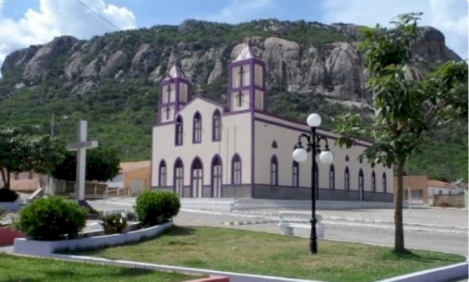 Igreja de Sant’Anna e São Joaquim em Viirópolis