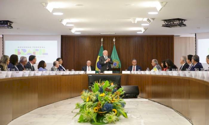 Agilidade na nomeação de aliados do governo