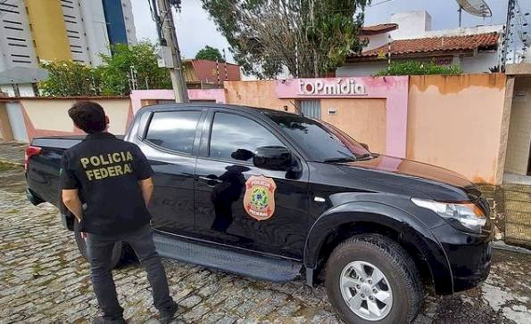 PF cumpre mandados de busca e apreensão em agência de publicidade de CG e prefeitura de Gado Bravo