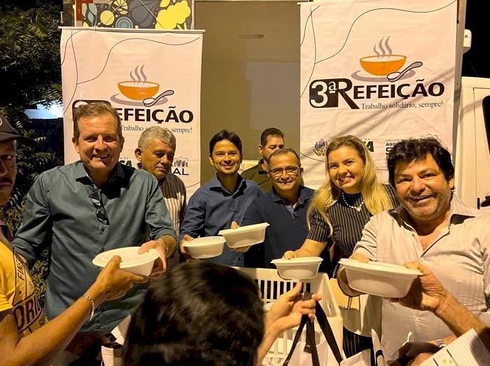 A partir de agora, a Comunidade se integra às Comunidades Ciganas e Piolho com a entrega de refeições todas as noites