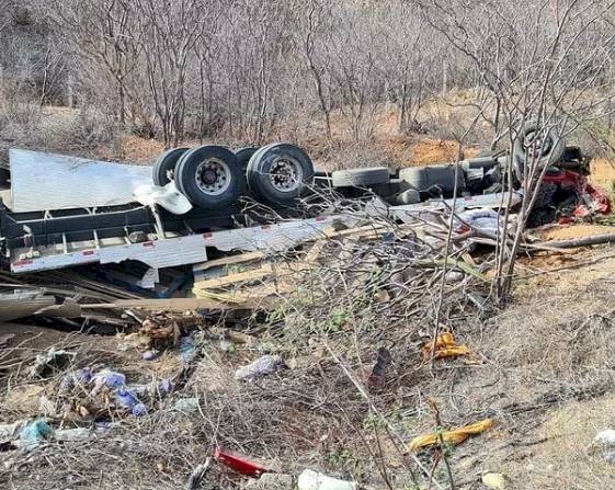 Motorista não resiste e morre, após grave acidente na Serra de Santa Luzia