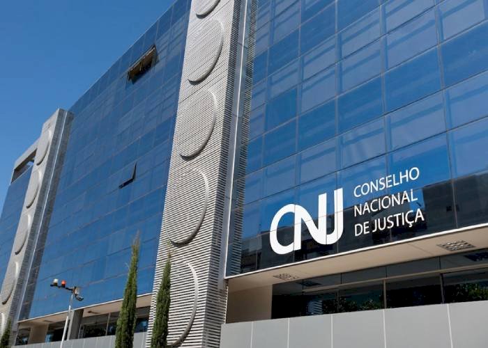 Juiz deve evitar multas e prisões contra gestores da Saúde