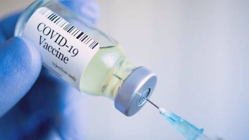 Covid-19: vacinas usadas no Brasil elevam proteção contra reinfecções