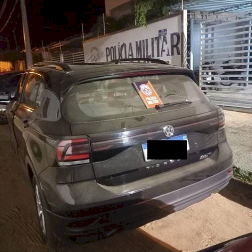 Veículo Volkswagen T-Cross, preto, apreendido pela PM em Brejo do Cruz