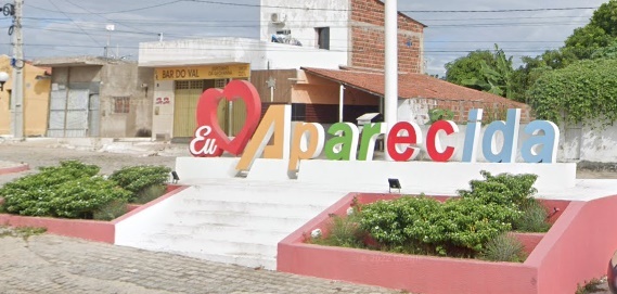 Letreiro com o nome Aparecida 