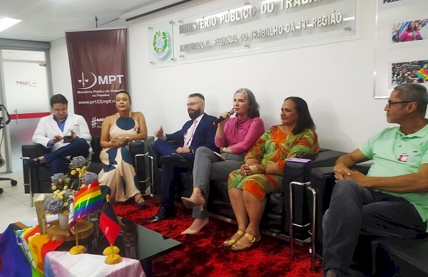 Evento em alusão a visibilidade trans 