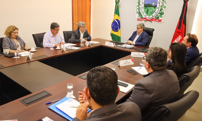 Reunião realizada na Granja Santana