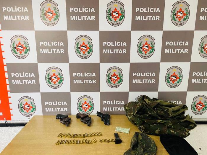 Munições e Armas